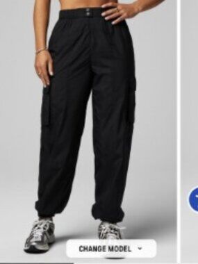 NWT Fabletics Lightweight Cargo Onyx Jogger Pants SZ XL